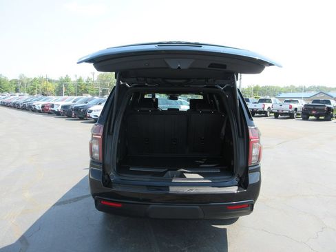 Certified 2023 Chevrolet Tahoe Z71 w/ Luxury Package AWD/4WD image 8