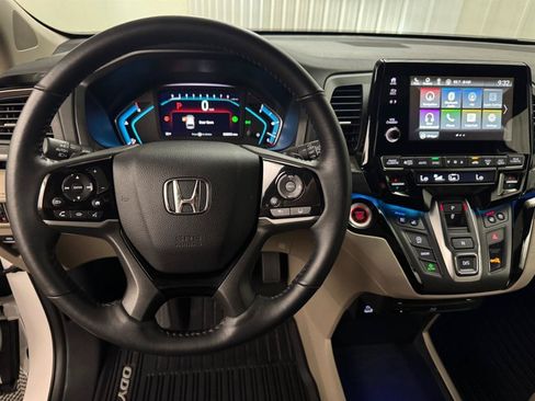Used 2023 Honda Odyssey Elite image 9