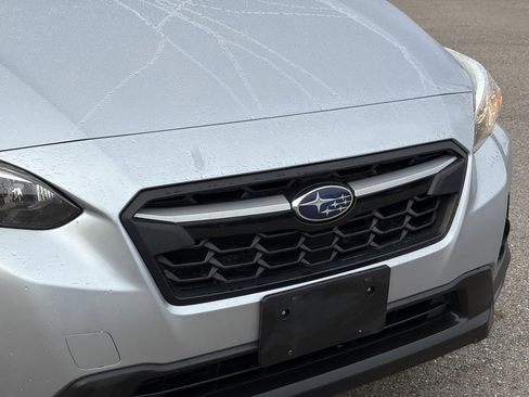 Used 2019 Subaru Crosstrek 2.0i Premium image 7