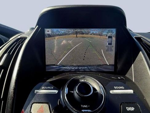 Used 2018 Ford Escape Titanium w/ Ford Safe & Smart Package image 12