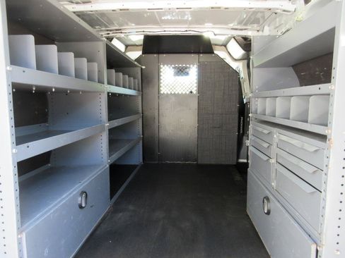 Used 2015 Ford Transit 150 130 Low Roof RWD image 14