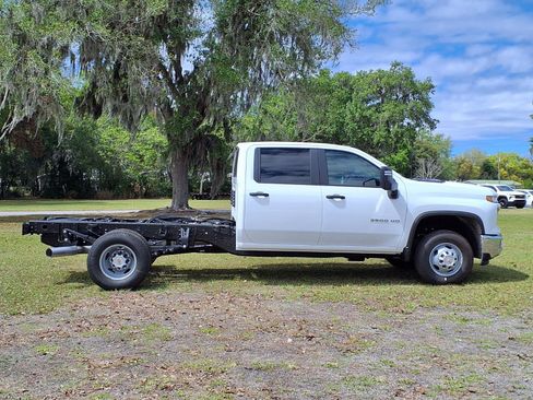 New 2026 Chevrolet Silverado 3500 W/T w/ WT Convenience Package AWD/4WD image 3