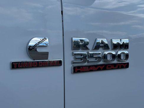 Used 2018 RAM 3500 Tradesman w/ Chrome Appearance Group AWD/4WD image 35