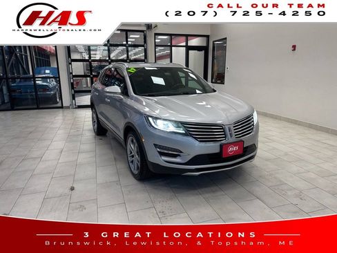 Used 2017 Lincoln MKC Reserve image 8