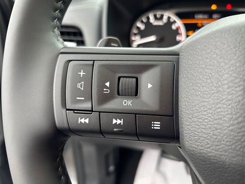 New 2026 Nissan Rogue SV image 25