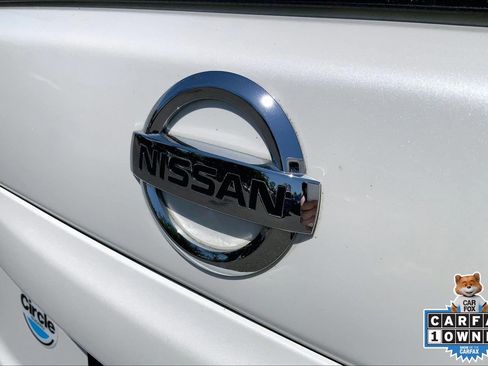 Used 2017 Nissan Murano Platinum w/ Platinum Technology Package AWD/4WD image 31