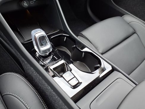 New 2026 Volvo XC40 B4 Plus w/ Protection Package Premier image 14