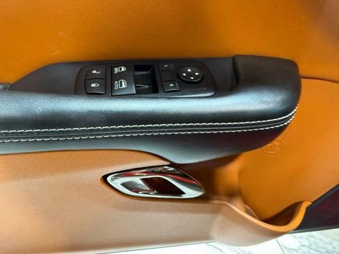 Used 2015 Dodge Challenger SRT Hellcat image 14