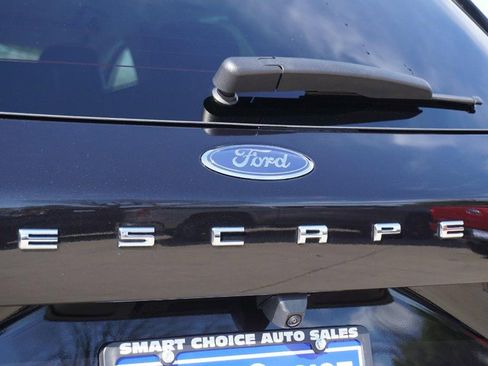 Used 2025 Ford Escape Platinum AWD/4WD image 18