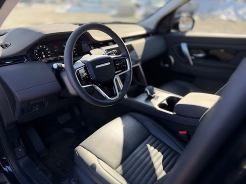 Used 2024 Land Rover Discovery Sport S image 14