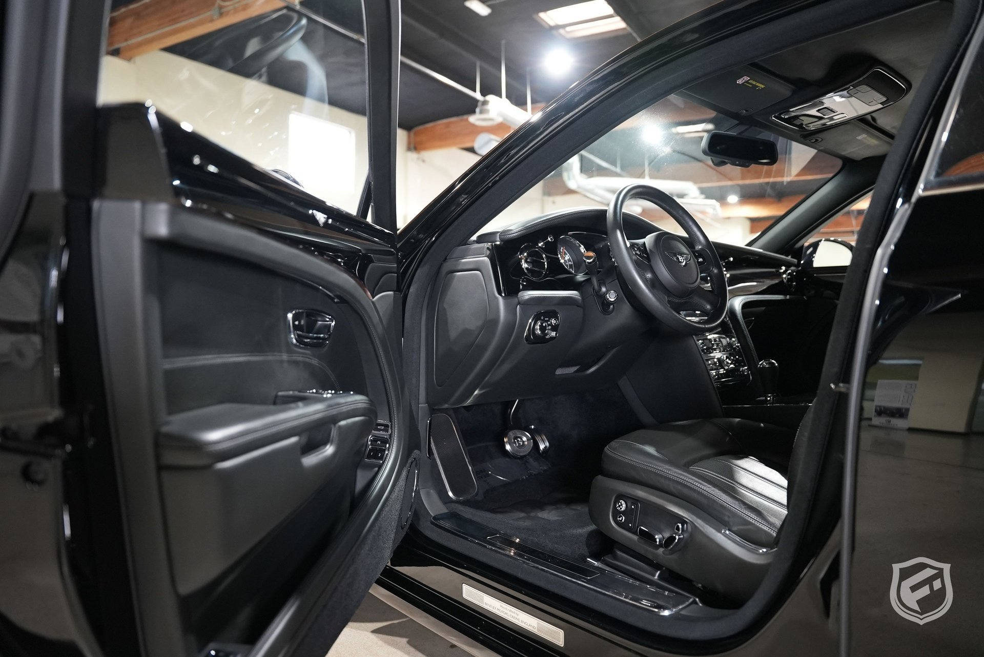 Used 2012 Bentley Mulsanne RWD image 11