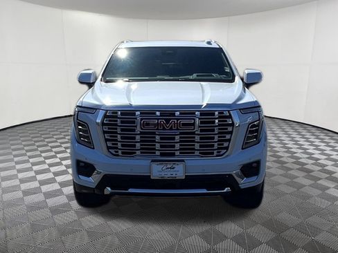 New 2026 GMC Yukon Denali w/ Denali Reserve Package AWD/4WD image 2