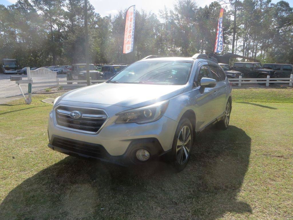 Used 2019 Subaru Outback 2.5i Limited AWD/4WD image 3
