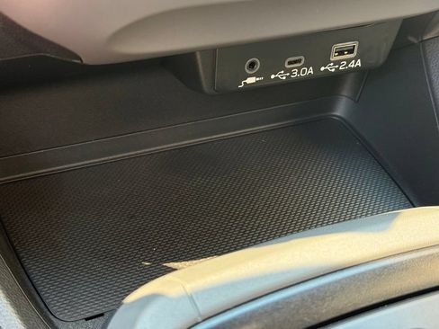 Certified 2026 Subaru Crosstrek 2.5i Premium AWD/4WD image 19
