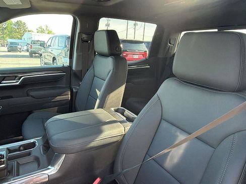 New 2026 Chevrolet Silverado 1500 LTZ w/ LTZ Premium Package image 13