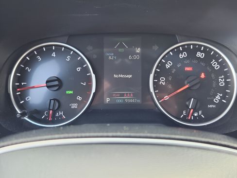 Certified 2021 Toyota RAV4 XLE w/ Convenience Package FWD image 20