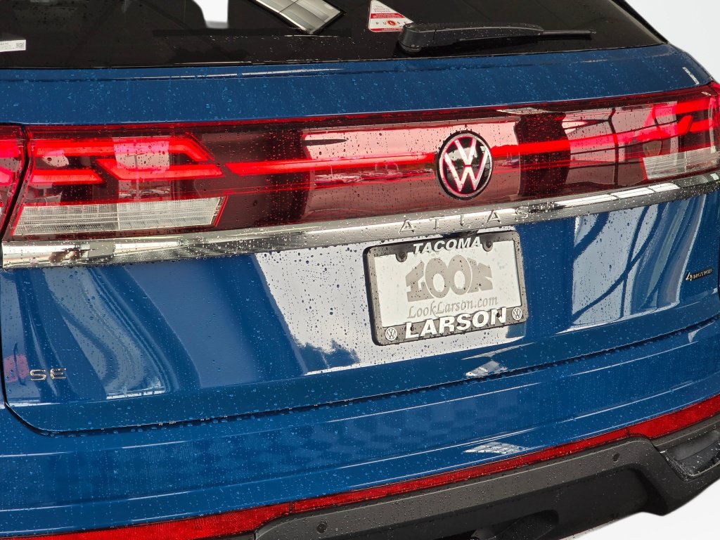 New 2026 Volkswagen Atlas Cross Sport SE AWD/4WD image 14