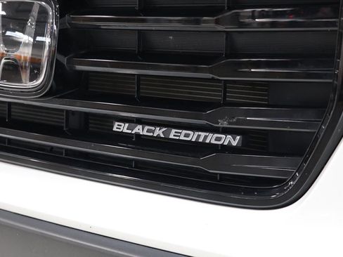 Used 2024 Honda Passport Black Edition image 12