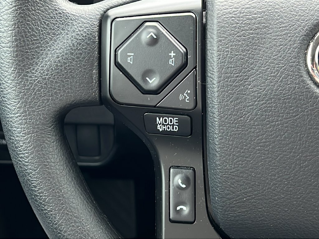 Used 2023 Toyota Tacoma SR AWD/4WD image 18