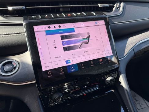 New 2025 Jeep Grand Cherokee L Limited w/ Trailer Tow Package image 18