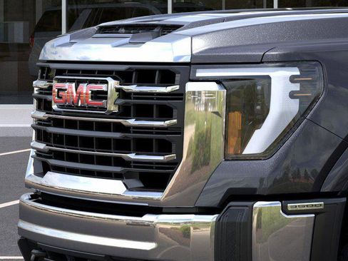 New 2025 GMC Sierra 3500 SLE w/ SLE Convenience Package image 13