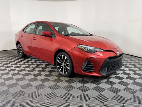Used 2019 Toyota Corolla SE image 6