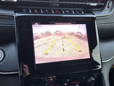 New 2026 Jeep Grand Cherokee L 2WD image 13