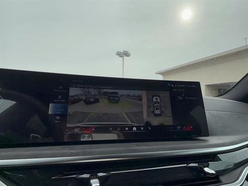 New 2026 BMW X5 xDrive50e image 14