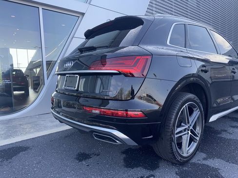 Certified 2025 Audi Q5 e Premium Plus image 4