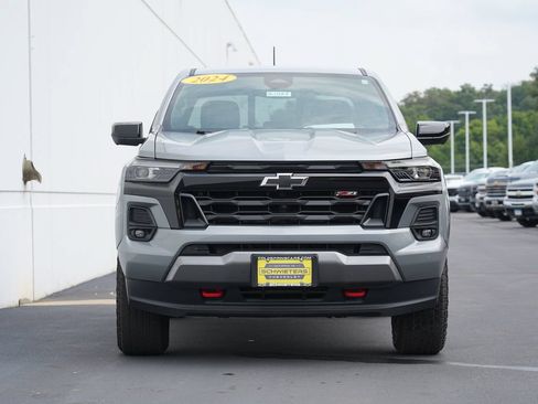 Used 2024 Chevrolet Colorado Z71 w/ Z71 Convenience Package 2 AWD/4WD image 8