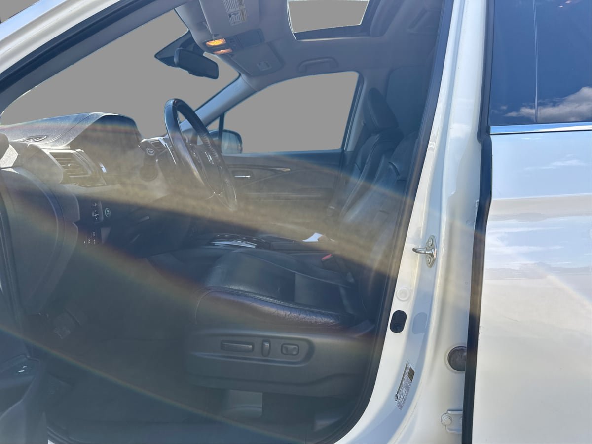 Used 2017 Honda Pilot Touring image 10