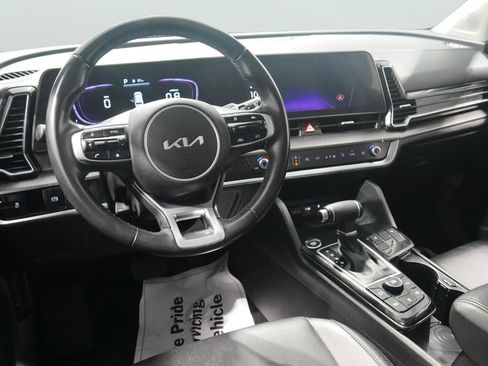 Used 2023 Kia Sportage EX image 14