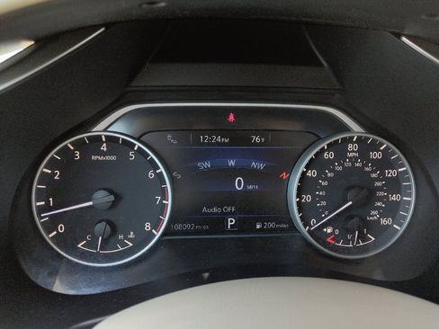 Used 2015 Nissan Murano Platinum w/ Platinum Technology Package FWD image 23
