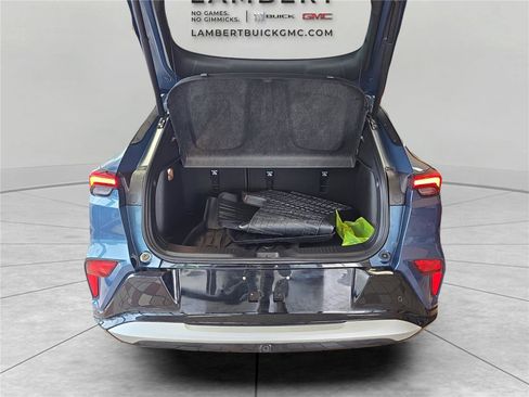 Used 2024 Buick Envista Sport Touring w/ Convenience I Package FWD image 13