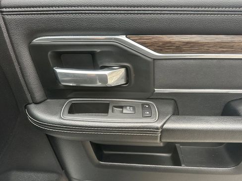 Used 2020 RAM 2500 Laramie image 18