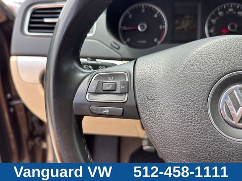 Used 2012 Volkswagen Jetta TDI FWD image 16