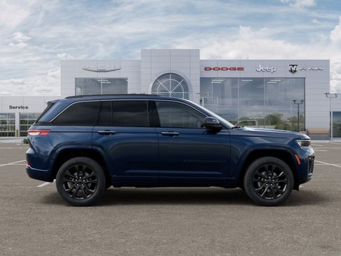New 2026 Jeep Grand Cherokee Limited AWD/4WD image 33