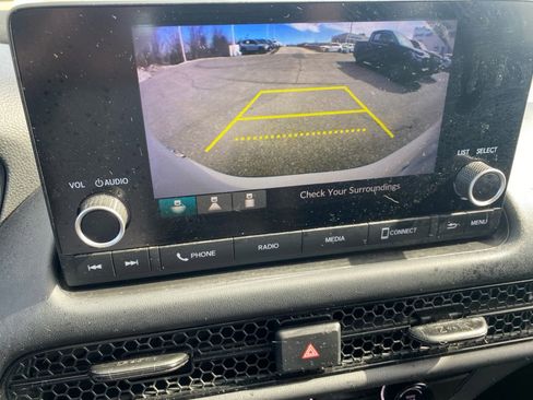 Certified 2025 Honda HR-V LX image 23