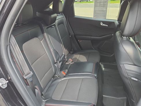 Used 2024 Ford Escape ST-Line w/ Tech Pack #1 AWD/4WD image 25