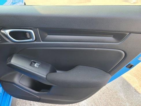 Used 2023 Honda Civic Sport image 17