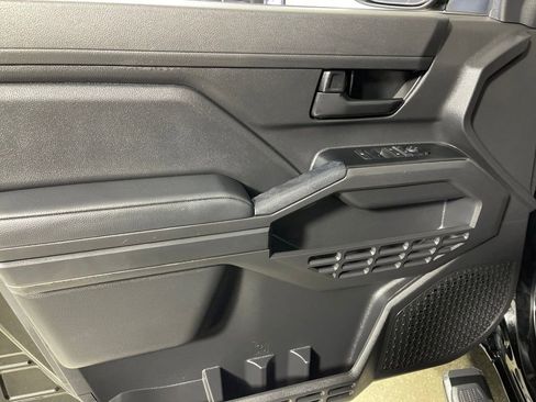 Certified 2025 Toyota Tacoma SR image 17