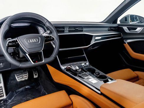 Used 2025 Audi RS 6 performance image 2