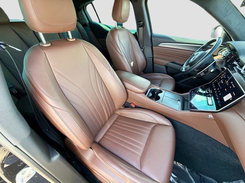 Certified 2024 Maserati Grecale GT image 15