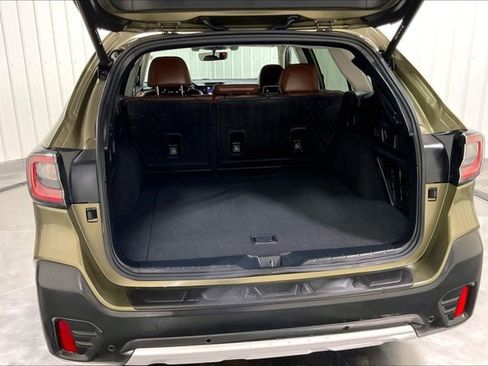 Used 2021 Subaru Outback Touring XT AWD/4WD image 38