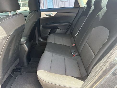 Used 2024 Kia Forte LXS w/ LXS Technology Package FWD image 22