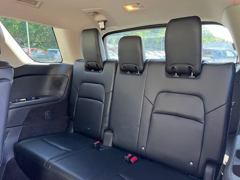 Used 2023 Nissan Pathfinder SL w/ SL Premium Package AWD/4WD image 6