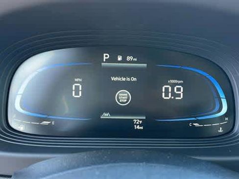 New 2025 Hyundai Venue Limited image 19