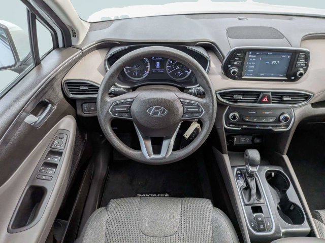 Used 2020 Hyundai Santa Fe SE AWD/4WD image 15