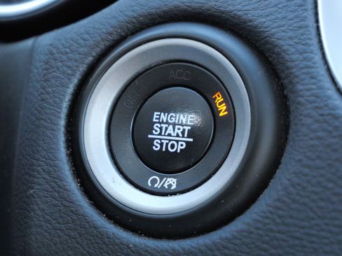 Used 2019 Dodge Durango Citadel w/ Technology Group image 28