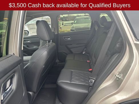 New 2026 Nissan Rogue Platinum w/ Platinum Premium Package image 27